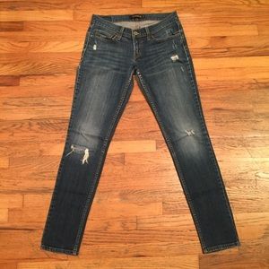 Levi’s Too Superlow 524 Jeans